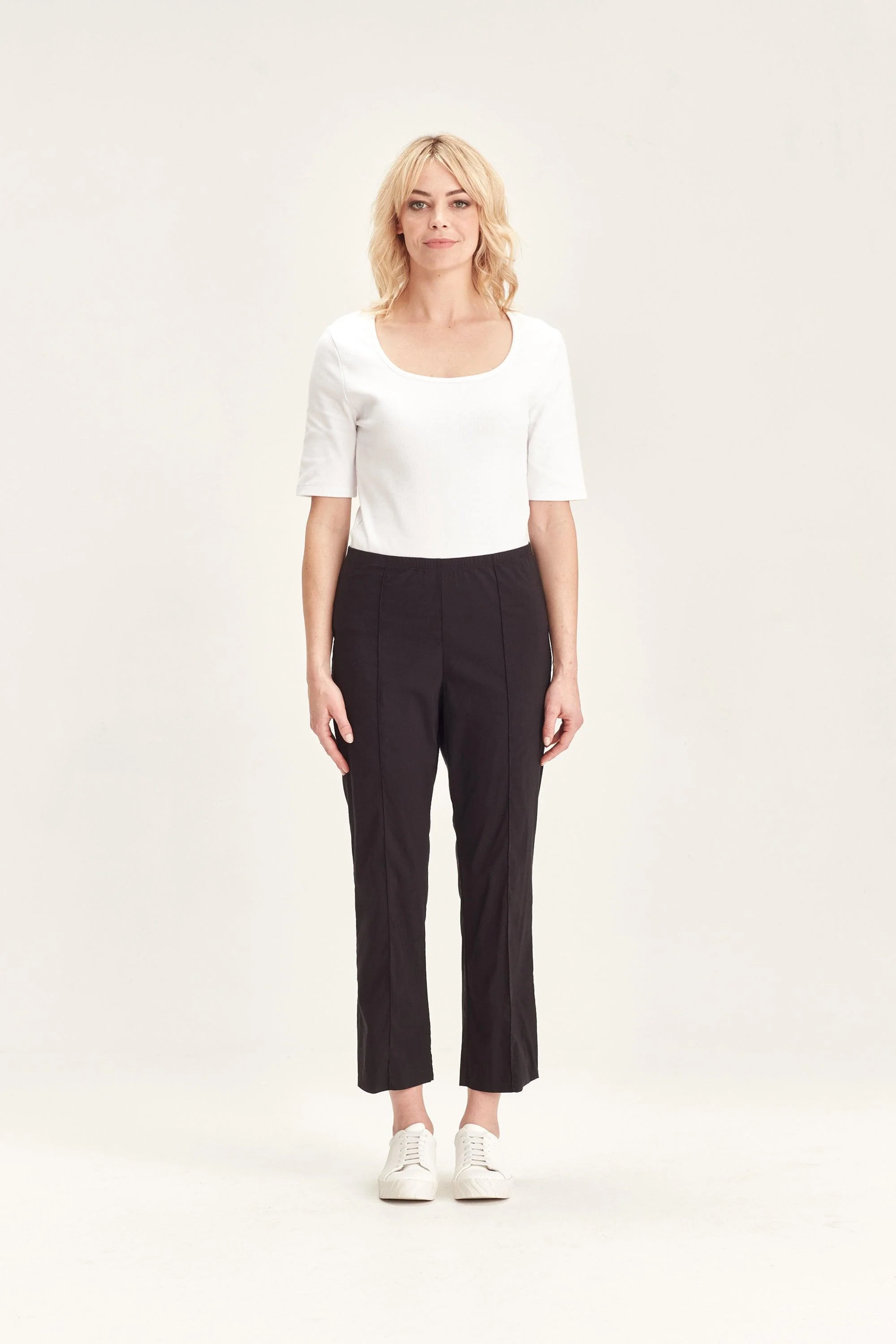 Acrobat 7/8 Pant  - Black - Image 3